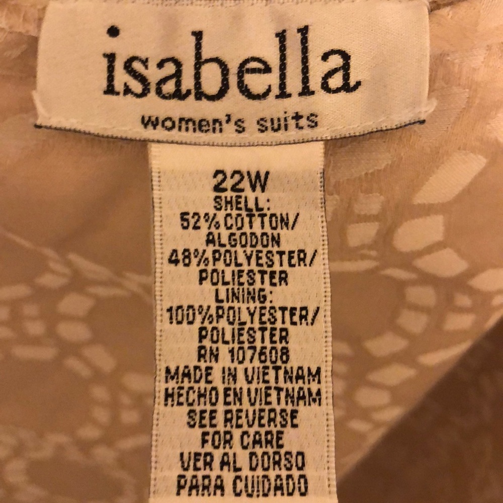 Isabella - Picture 5 of 6